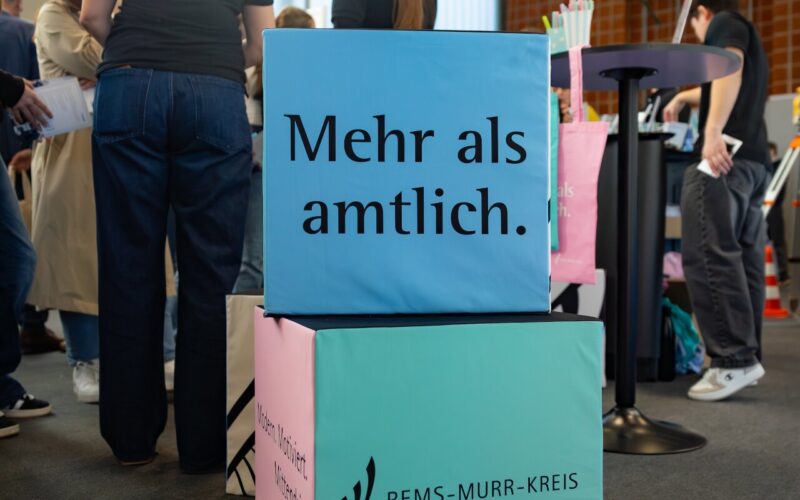 Optimized by JPEGmini 3.18.29.252733612-YEV 0x2e105491