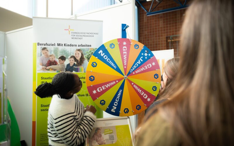 Optimized by JPEGmini 3.18.29.252733612-YEV 0x678217a0