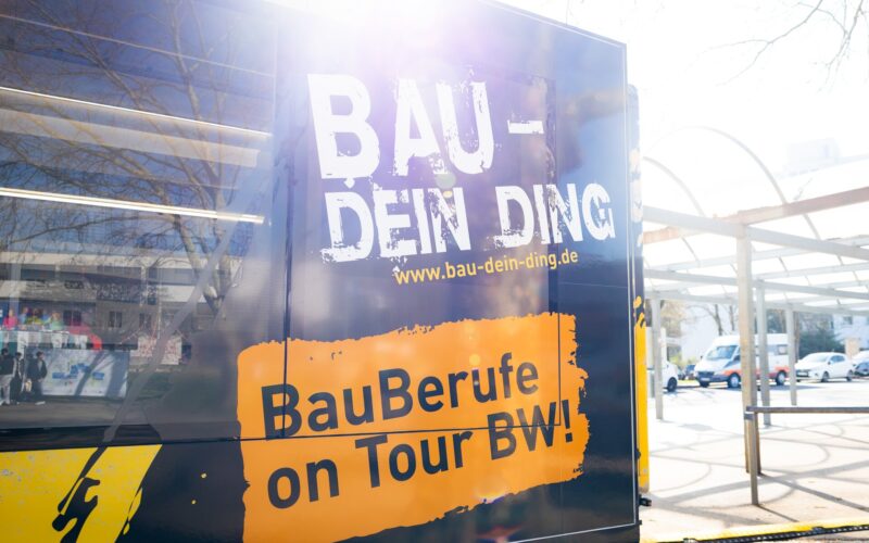 Optimized by JPEGmini 3.18.29.252733612-YEV 0xb109977f