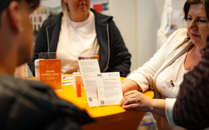 Optimized by JPEGmini 3.18.29.252733612-YEV 0xf27083f5