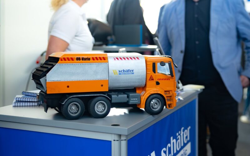 Optimized by JPEGmini 3.18.29.252733612-YEV 0x89e96243