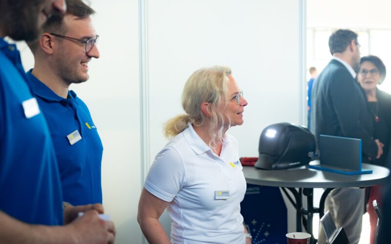 Optimized by JPEGmini 3.18.29.252733612-YEV 0xa6141596